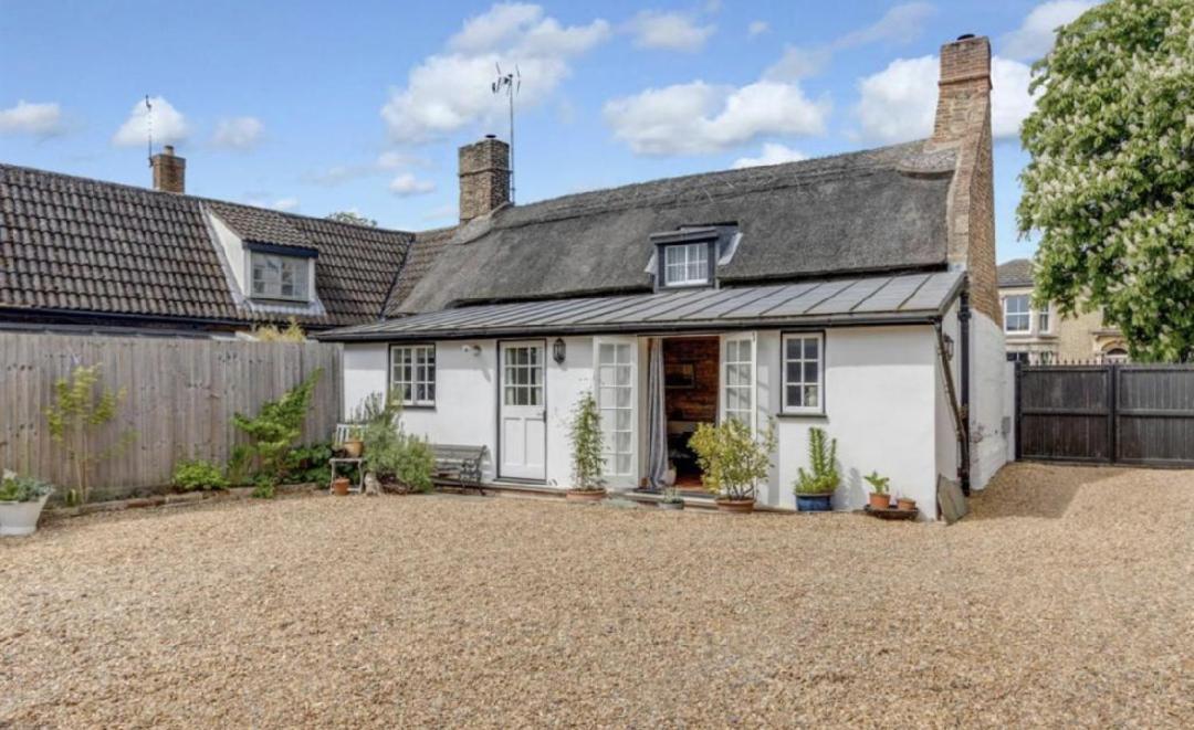 15Th Century Thatched Cottage Cambridge Exterior foto